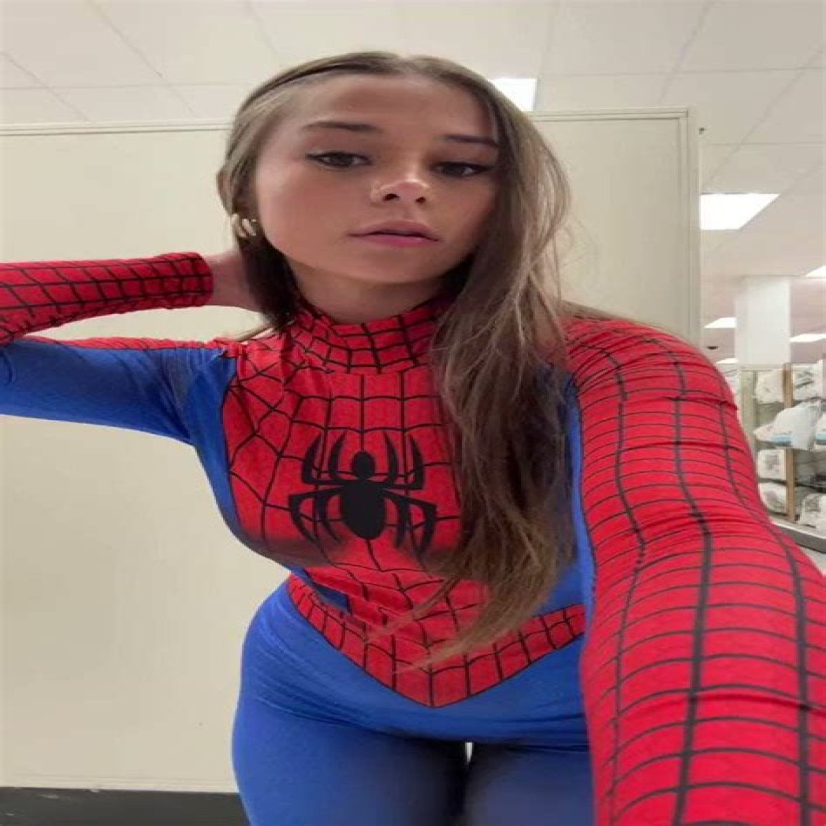 HTML